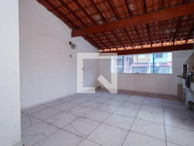 Casa aluguel em Taboão da Serra