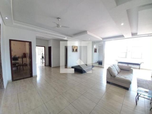 Casa aluguel em São Vicente