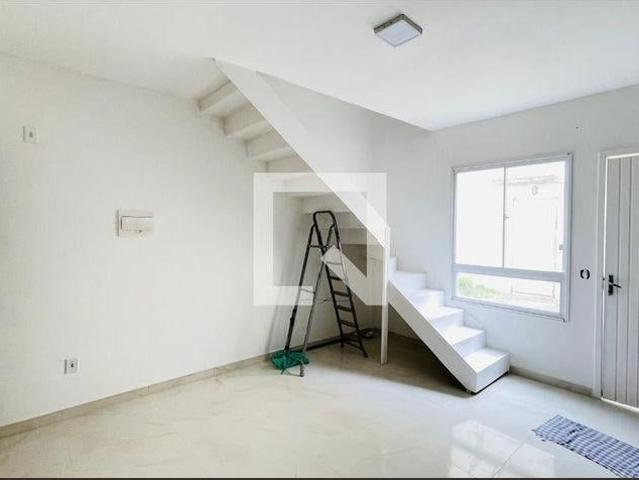 Casa aluguel em Cotia