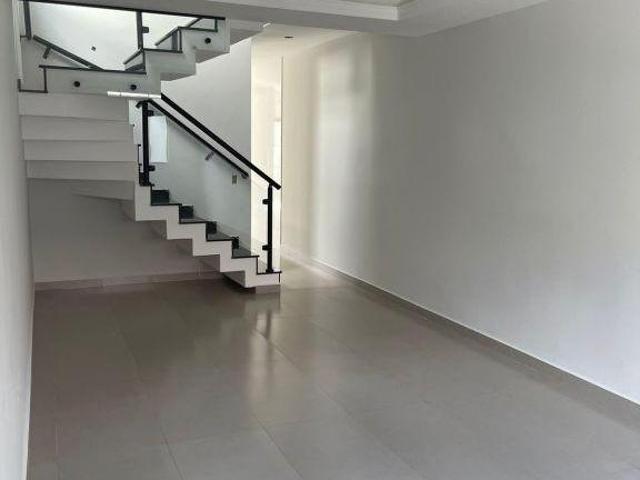 Casa venda em Itaquaquecetuba