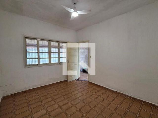 Casa aluguel em Solemar, Praia Grande