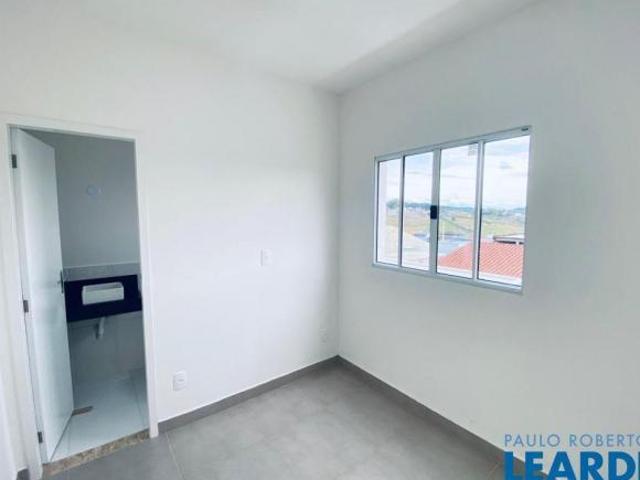 Casa venda em Região Imediata de São José dos Campos, Região Metropolitana do Vale do Paraíba e Litoral Norte