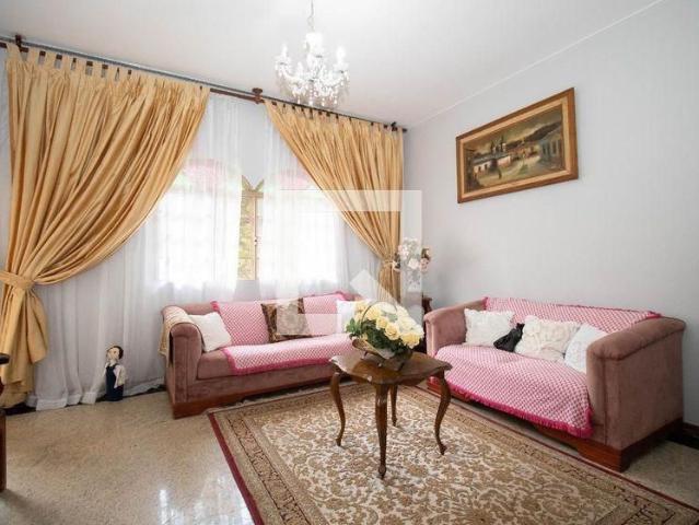 Casa aluguel em Cruzeiro Velho, Cruzeiro
