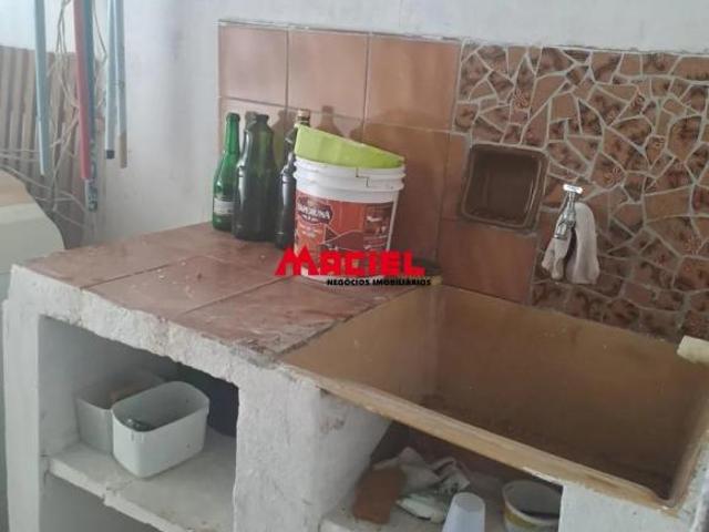 Casa venda em Região Imediata de São José dos Campos, Região Metropolitana do Vale do Paraíba e Litoral Norte