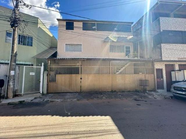 Casa venda em Região Geográfica Imediata do Distrito Federal, Região Integrada de Desenvolvimento do Distrito Federal e Entorno