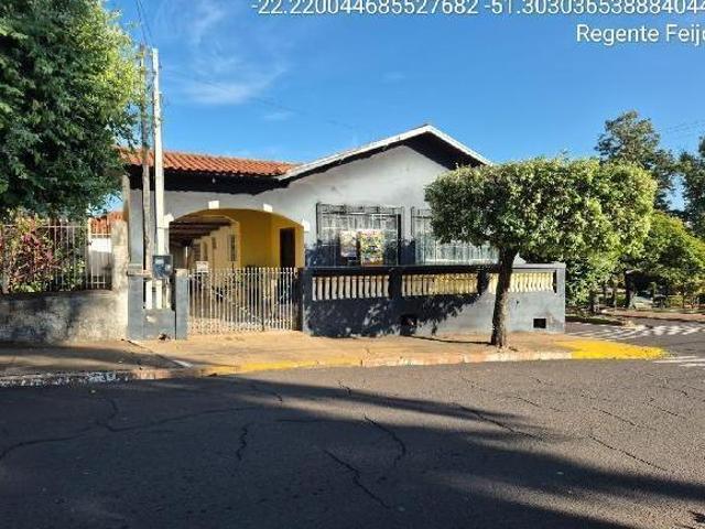 Casa venda em Regente Feijó