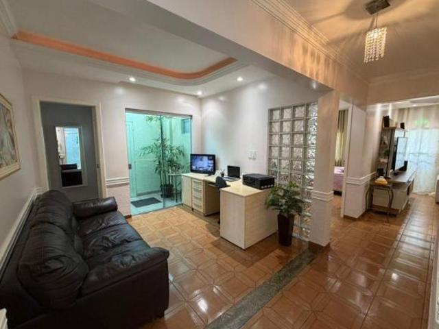Casa venda em Região Geográfica Imediata do Distrito Federal, Região Integrada de Desenvolvimento do Distrito Federal e Entorno