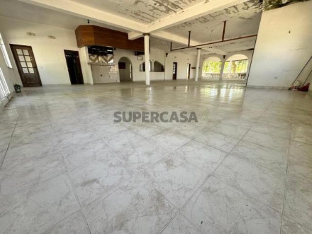 Armazém venda em Sesimbra (Castelo), Sesimbra