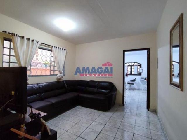 Casa venda em Região Imediata de São José dos Campos, Região Metropolitana do Vale do Paraíba e Litoral Norte