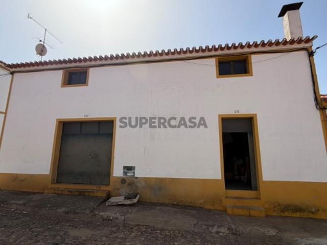 Armazém venda em Mourã, Beja