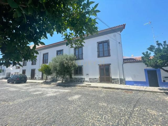 Loja venda em Mourão, Évora