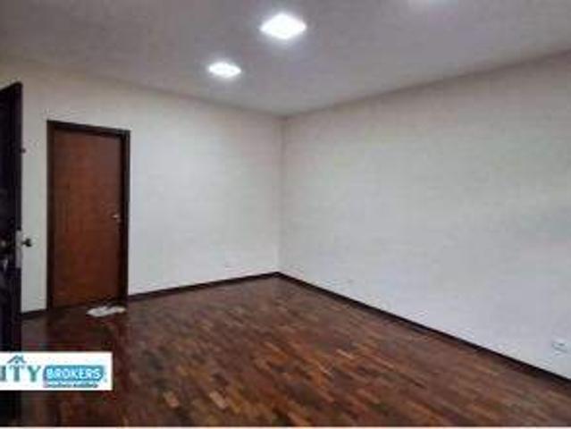 Ponto Comercial aluguel em Região Imediata de São Paulo, Região Metropolitana de São Paulo