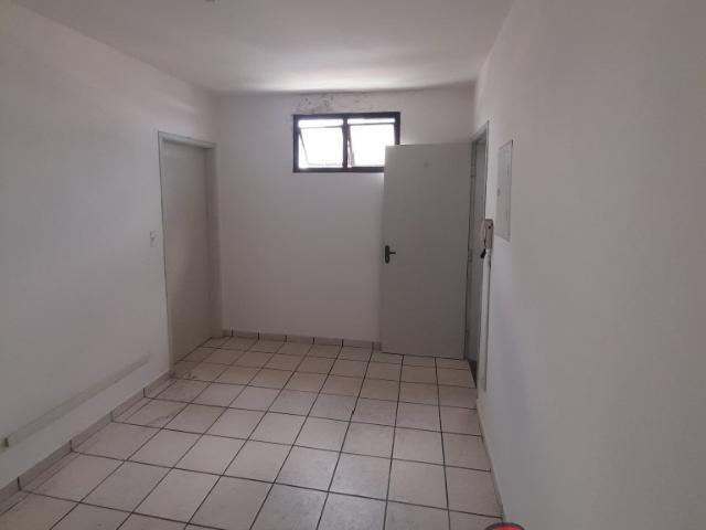 Ponto Comercial aluguel em Região Imediata de São Paulo, Região Metropolitana de São Paulo