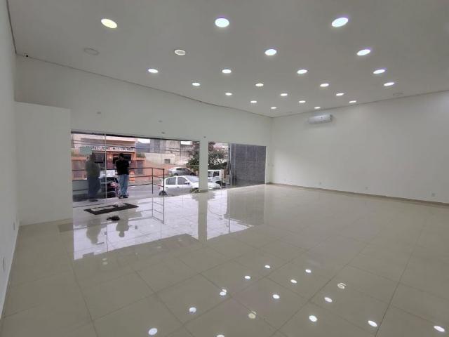 Ponto Comercial aluguel em Região Imediata de São Paulo, Região Metropolitana de São Paulo
