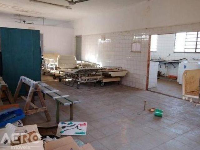 Casa venda em Região Imediata de Bauru, Bauru