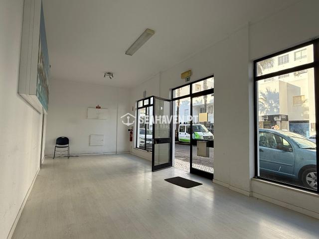 Loja alugar em Quarteira, Faro