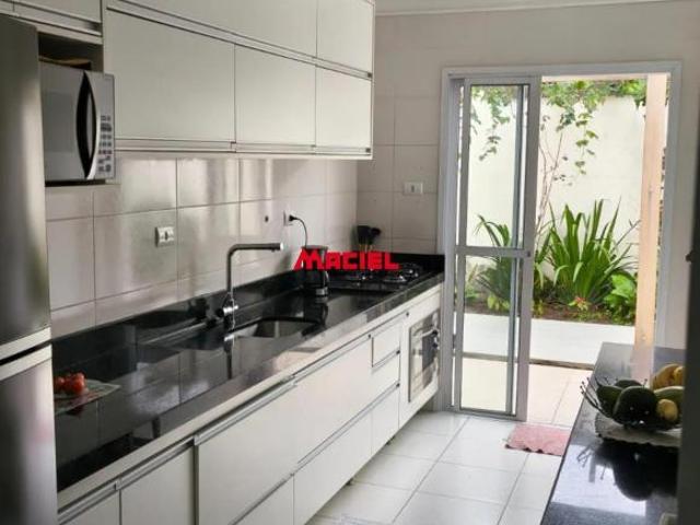 Casa venda em Região Imediata de São José dos Campos, Região Metropolitana do Vale do Paraíba e Litoral Norte
