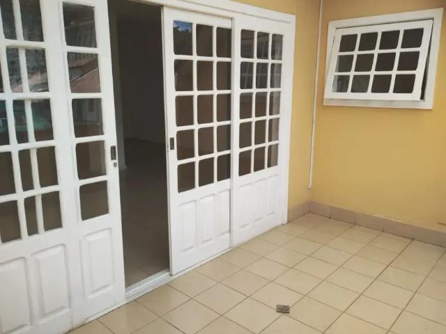 Apartamento aluguel em Região Geográfica Imediata de Petrópolis, Região Metropolitana do Rio de Janeiro