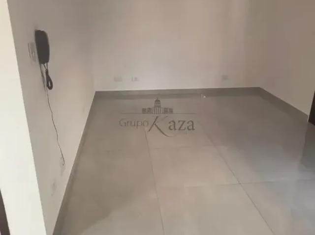 Apartamento aluguel em Região Imediata de São José dos Campos, Região Metropolitana do Vale do Paraíba e Litoral Norte