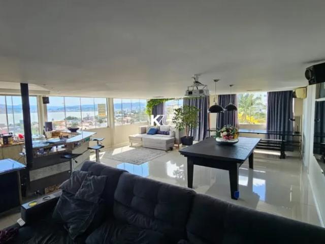 Apartamento venda em Região Geográfica Imediata de Florianópolis, Desterro