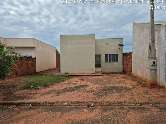 Casa venda em Queiroz