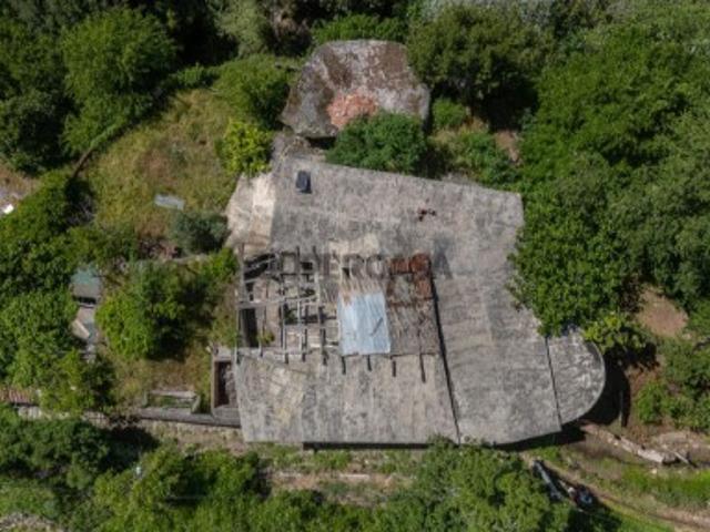 Casa venda em Couto Do Mosteiro, Viseu