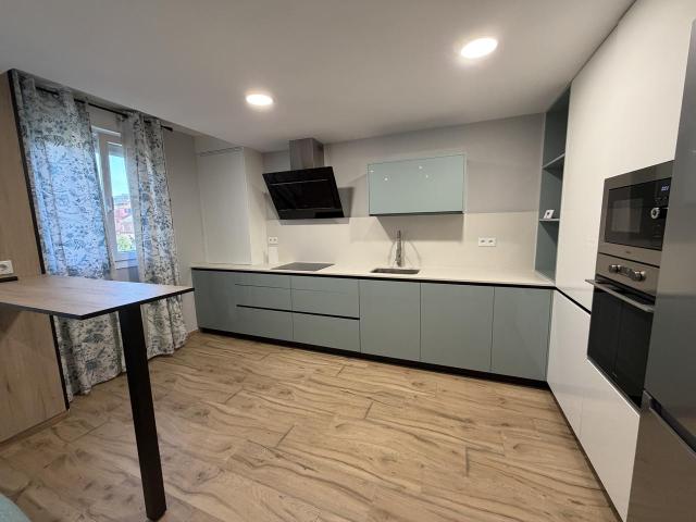 Apartamento en alquiler en Barrio de San Antón, Cuenca