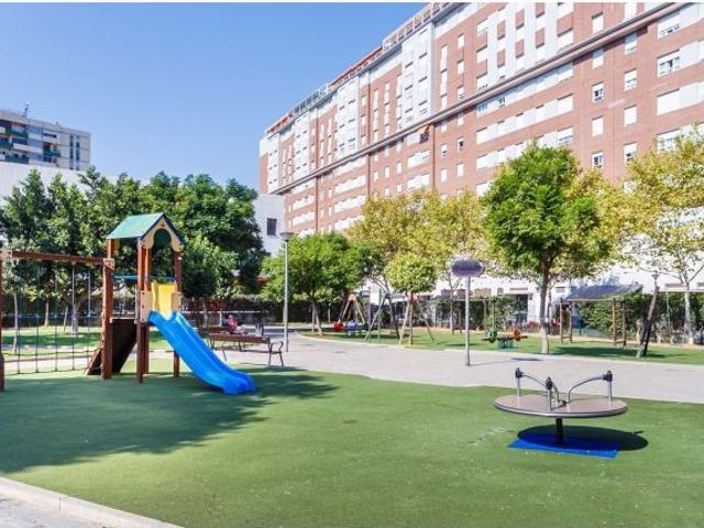 Piso en alquiler en San Pablo-Santa Justa, Sevilla