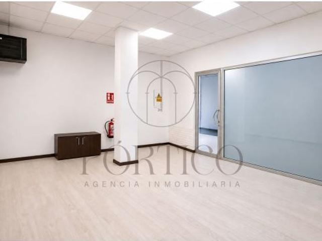 Local Comercial en alquiler en O Porriño, Vigo