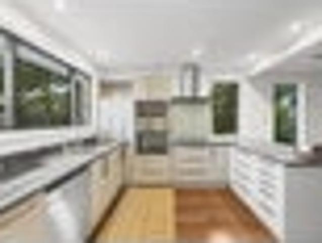 House for sale in Otakou