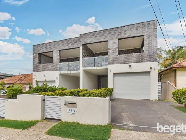 Duplex for rent in Greenacre, Sydney