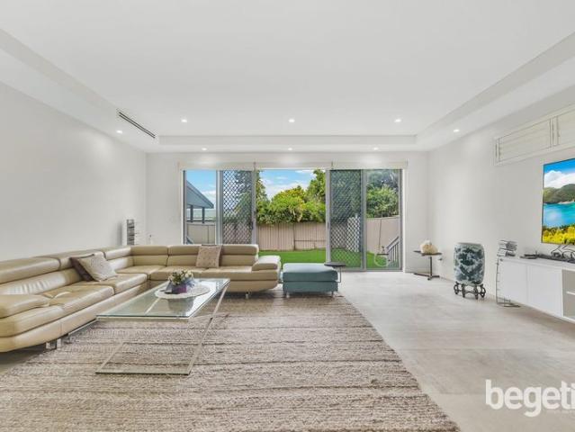 House for rent in Greenacre, Sydney