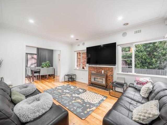 House for rent in Essendon, Melbourne