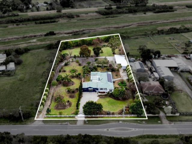 Cottage for sale in Camerons Creek, Victoria