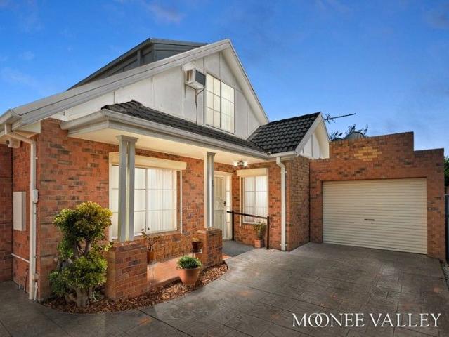 Townhouse for sale in Camerons Creek, Victoria