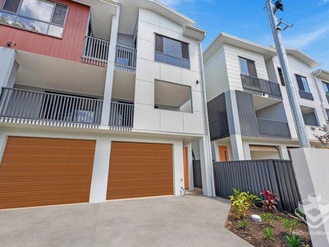 Townhouse for rent in Toombul, Queensland