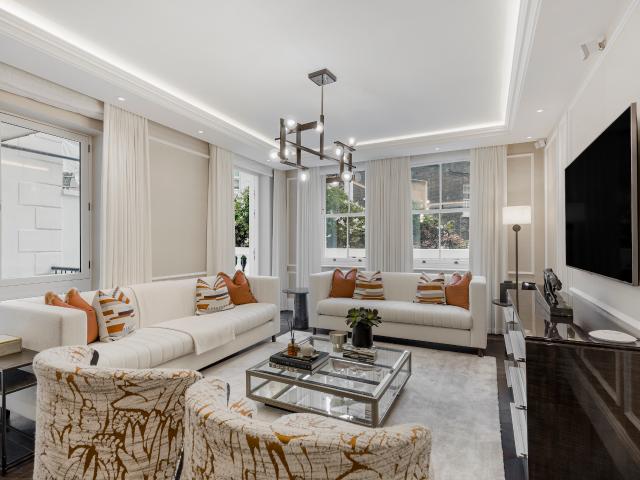 Apartment for rent in South Kensington, Greater London