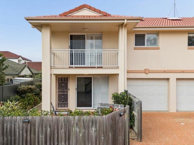 Townhouse for sale in Cleveland, Greater Brisbane