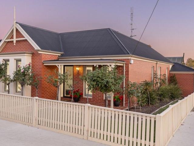 House for sale in Ballarat Central