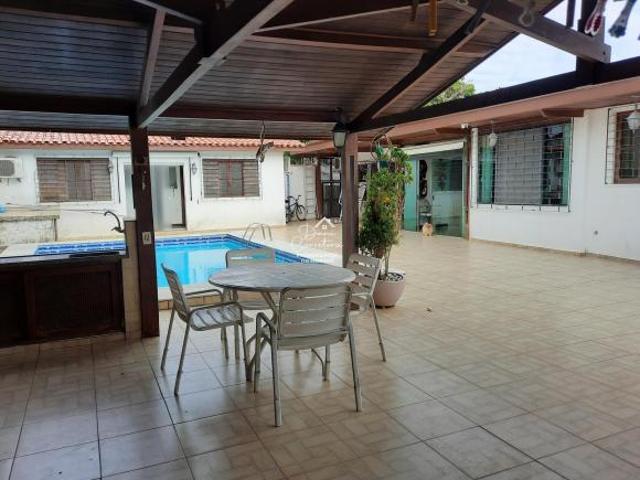 Casa venda em Região Imediata de Santos, Região Metropolitana da Baixada Santista
