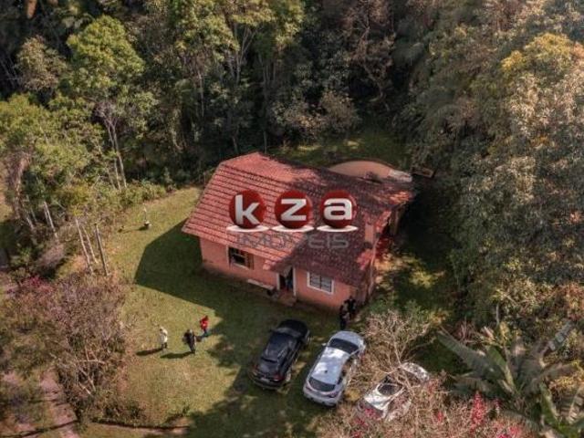 Casa venda em Juquitiba