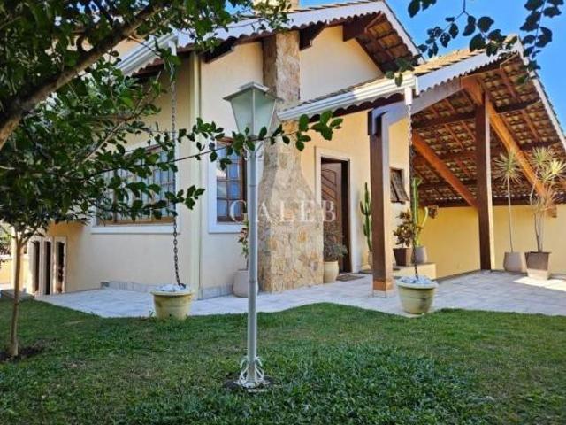 Casa venda em Atibaia