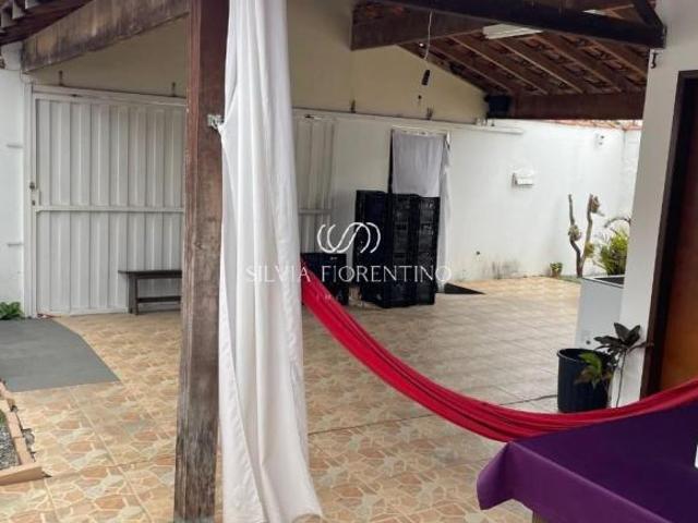 Casa venda em Região Imediata de Taubaté-Pindamonhangaba, Região Metropolitana do Vale do Paraíba e Litoral Norte