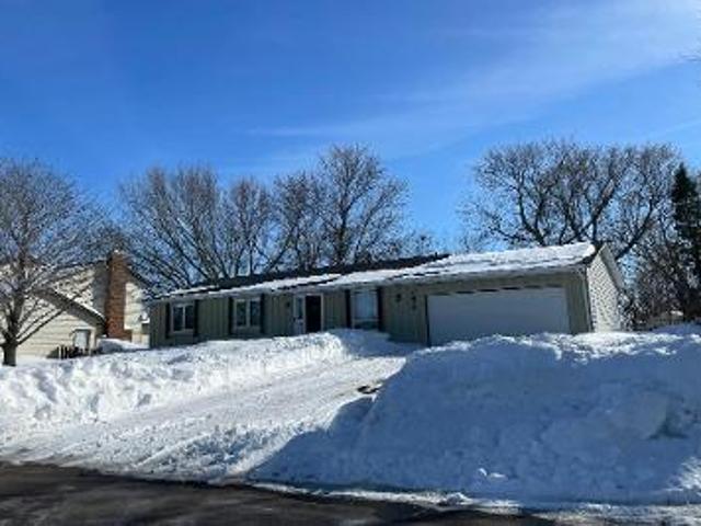 House for sale in Cottage Grove, Minnesota