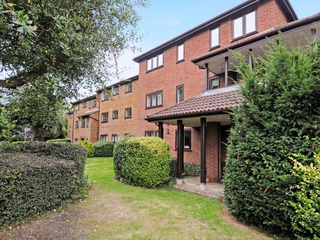 Apartment for rent in Spital, Windsor