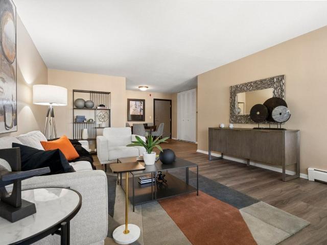 Apartment for rent in Maple Grove, Hennepin County