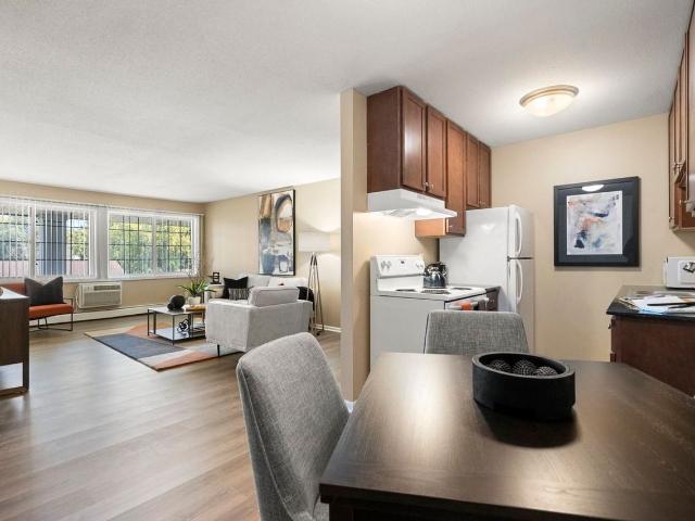 Apartment for rent in Hennepin, Minnesota