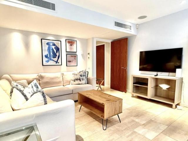 House for rent in South Kensington, Greater London