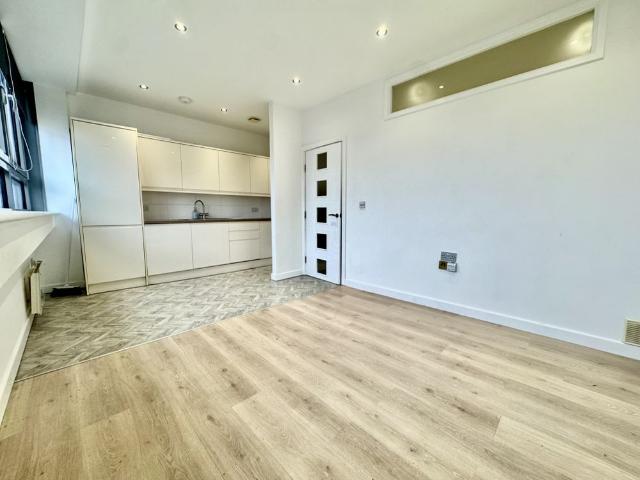 Apartment for rent in East Bank, Norfolk