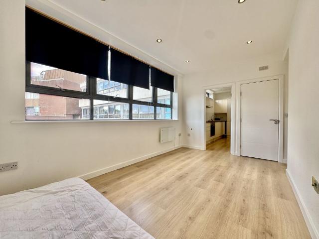 Studio for rent in East Bank, Norfolk
